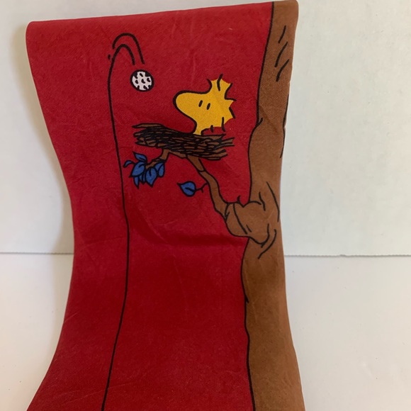 Peanuts Snoopy Tie - Picture 4 of 8